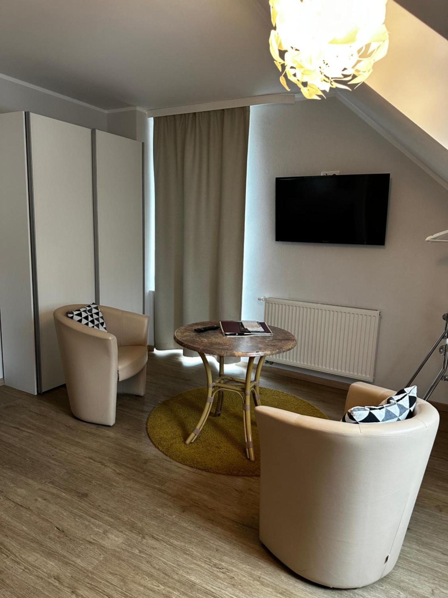 Hotelpension Am Dom Ерфурт Екстериор снимка