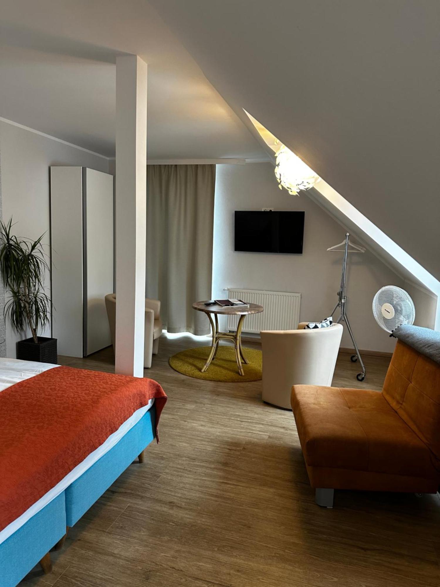Hotelpension Am Dom Ерфурт Екстериор снимка