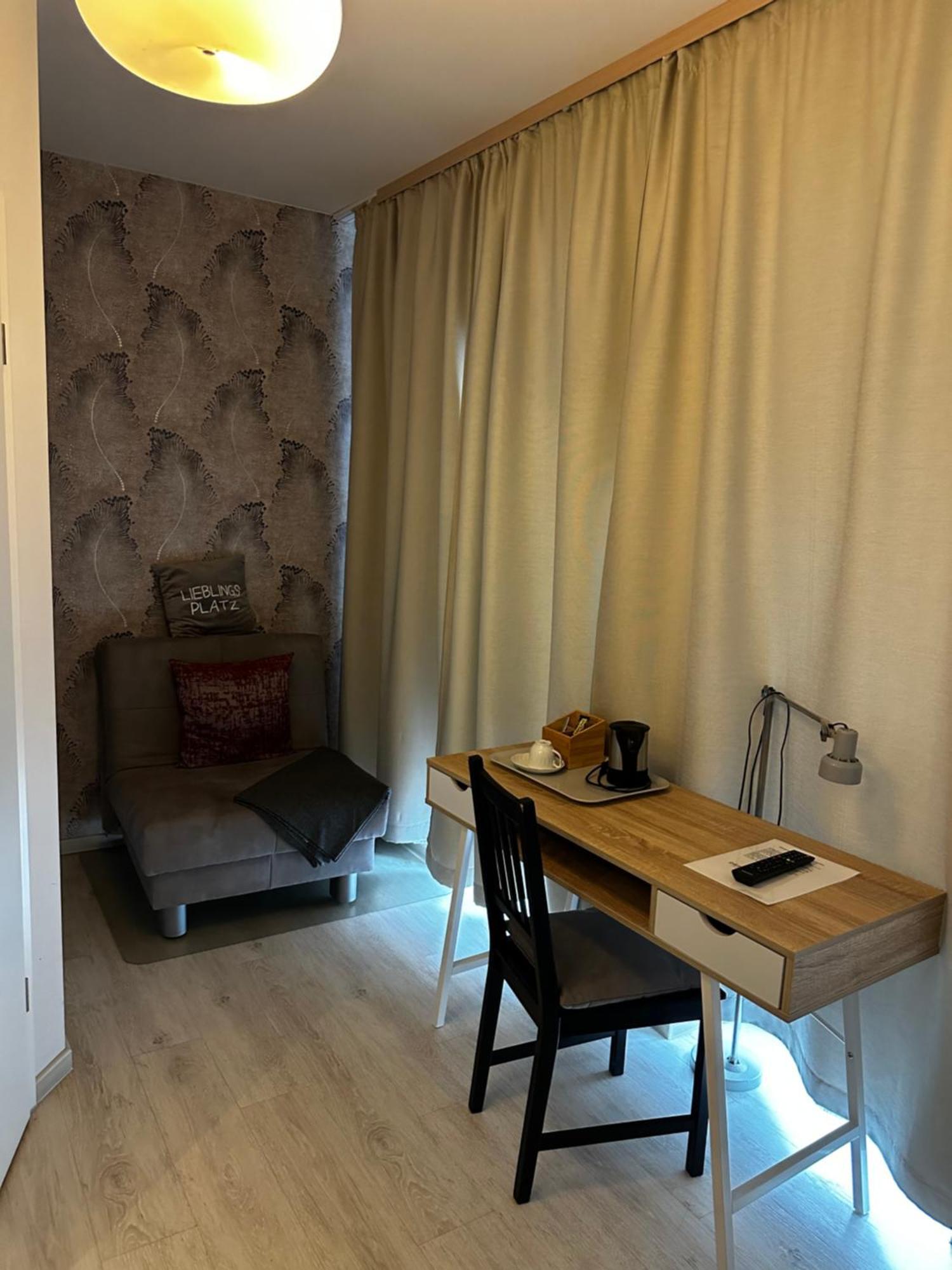Hotelpension Am Dom Ерфурт Екстериор снимка